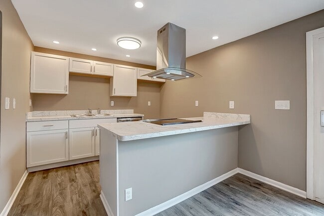 1212 Georgetown Ct