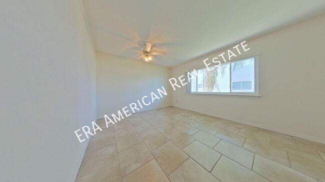 Photo - 726 Eglin Pkwy NE Unit 4A