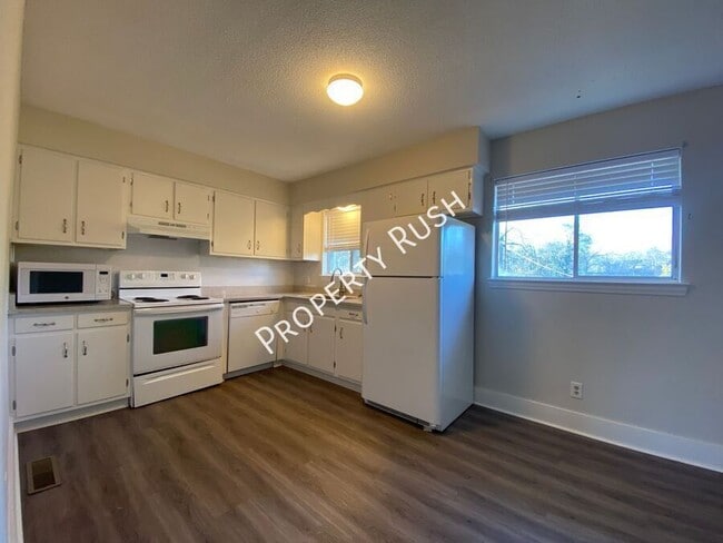 Photo - 4727 Tessie Ln