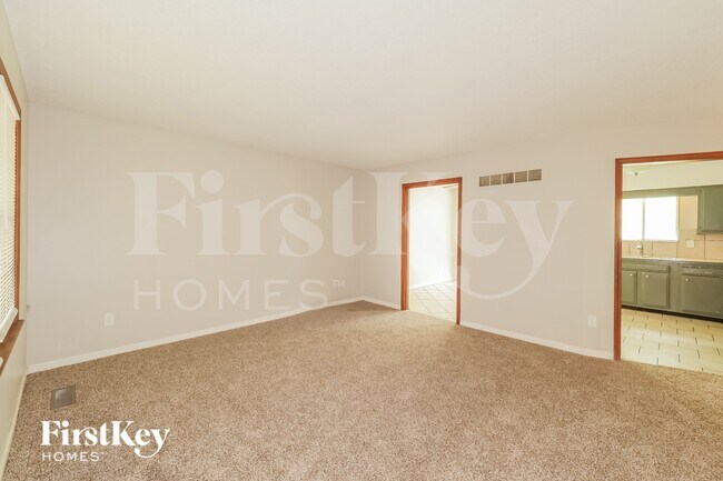 Photo - 9827 Drury Ave