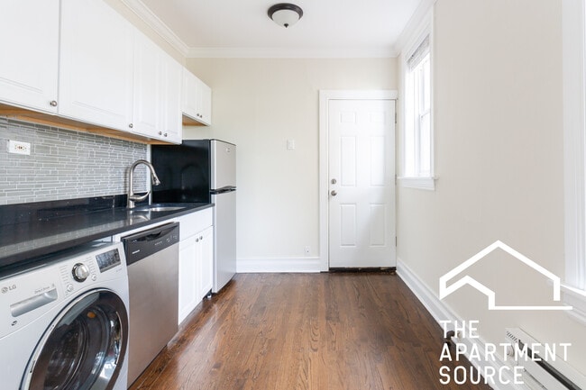 Photo - 648.5 W Roscoe St Unit 3N