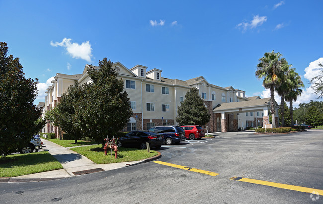 Building Photo - Covenant on the Lakes Senior Apartments