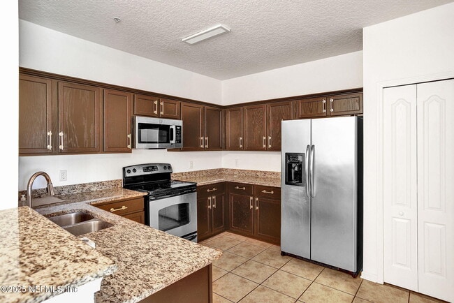 Photo - 4911 Key Lime Dr Unidad 302