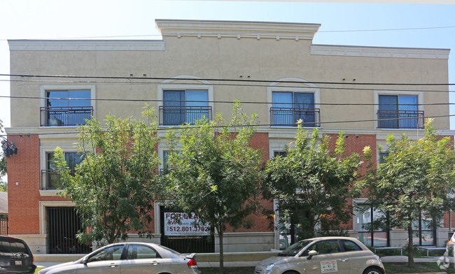 Photo - Seville Uptown