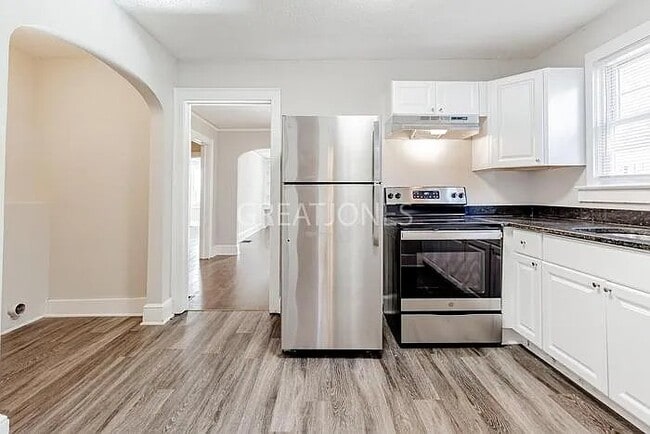 Photo - 111 Coldbrook Dr