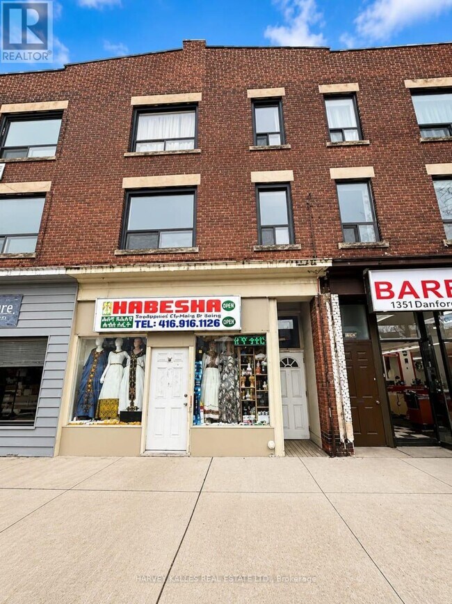 Photo - 1355 Danforth Ave