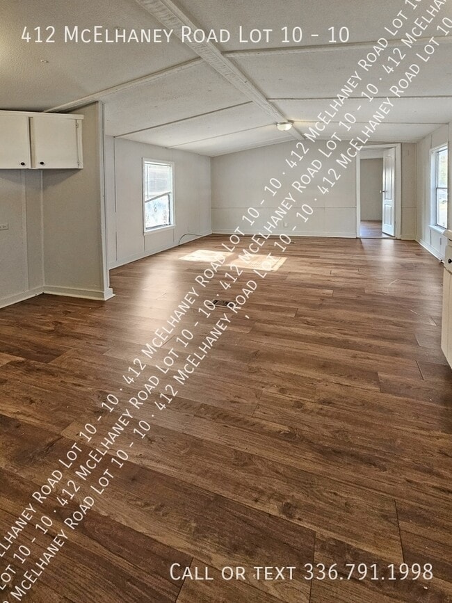 Photo - 412 McElhaney Rd