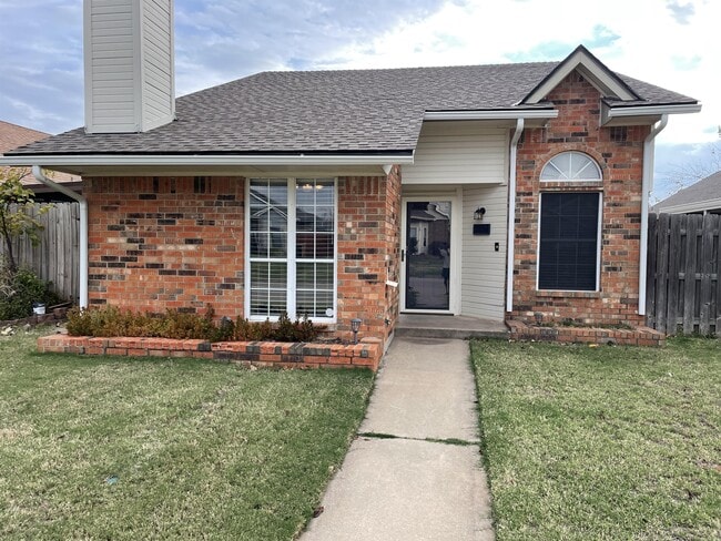 Photo - 2134 Lonnie Ln