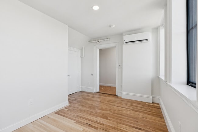 Photo - 129 Main St Unit 301