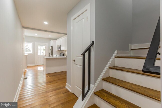 Photo - 4818 Smick St Unit 1