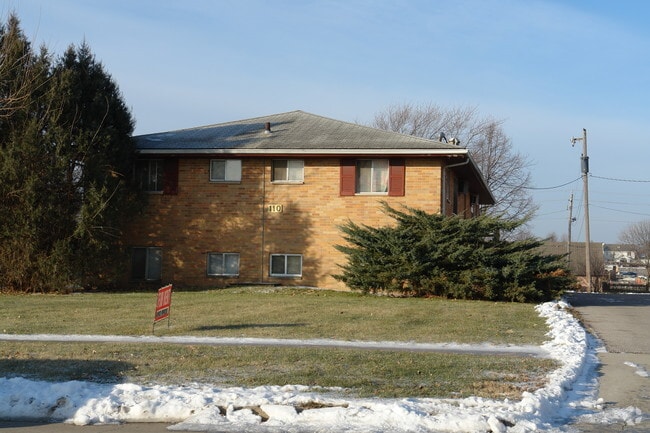 Photo - 110 NW College Ave