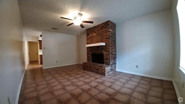 Building Photo - 3008 Manor Ln Unit B Rental