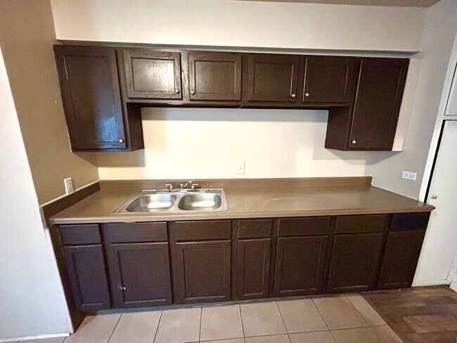 Photo - Downstairs 1BD/1BA Near San Antonio College – Easy Access, Central Location!