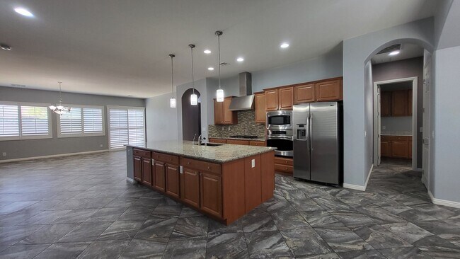 Photo - 5 bedroom, 4 bathroom home with a Casita