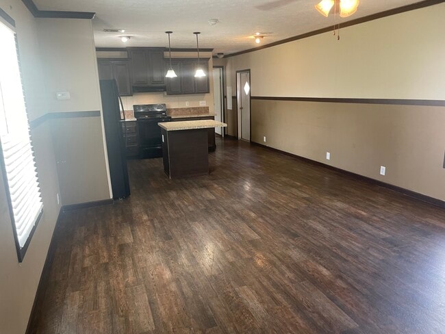 Photo - 2062 Krist Ln