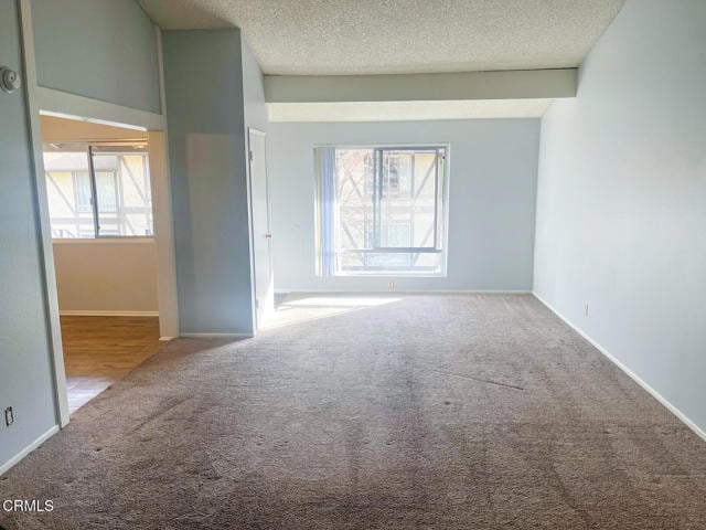 Photo - 951 Warwick Ave Unidad E4