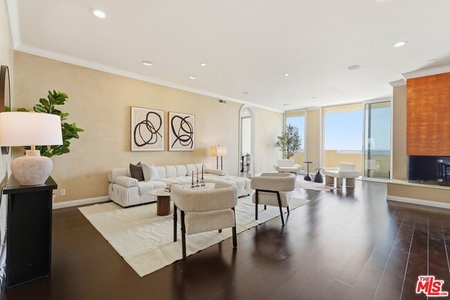 Photo - 1333 S Beverly Glen Blvd Unit 902