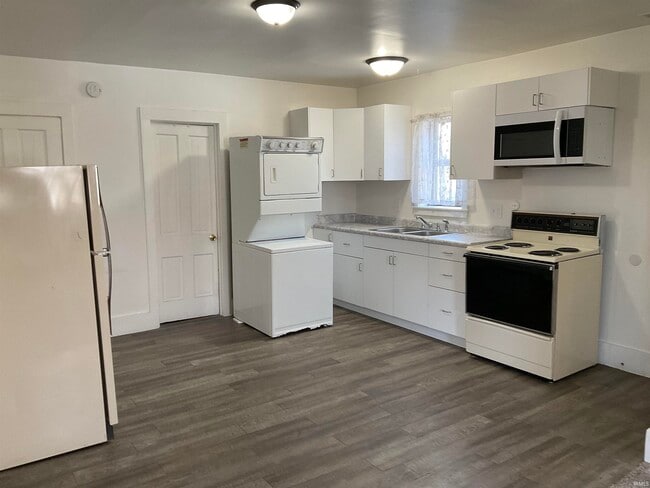 Photo - 1123 Michigan Ave