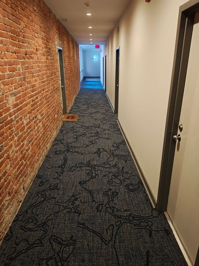 Photo - Welcome to Urban Elegance in the Heart of ... Unidad 317