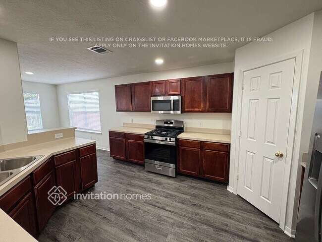 Photo - 6527 Gorton Dr