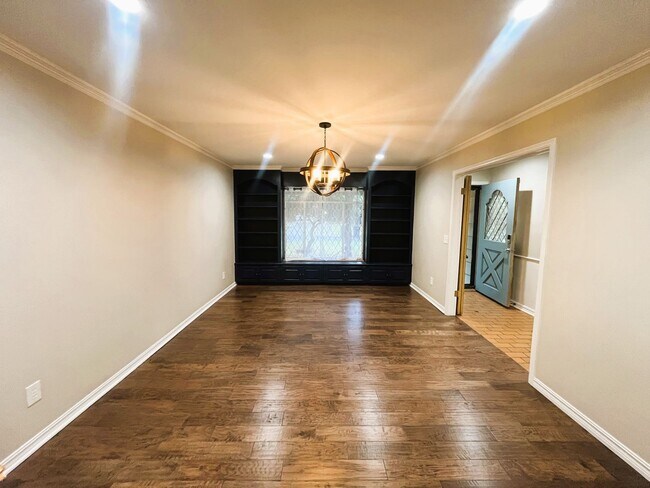 Photo - 3108 NW 62nd St Unit Au2th 1 Investments