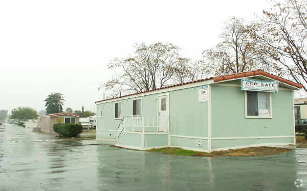 Grand Terrace Mobile Home Park - Grand Terrace Mobile Home Park