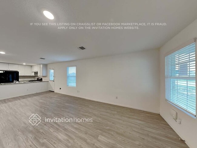 Photo - 6558 Runaway Row