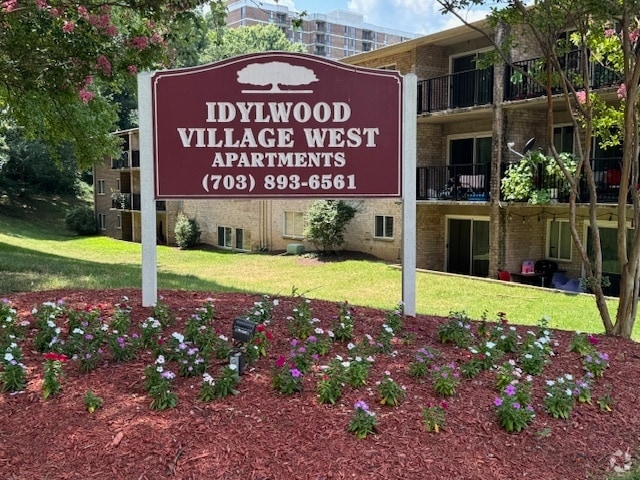 Building Photo - Idylwood Village West Rental