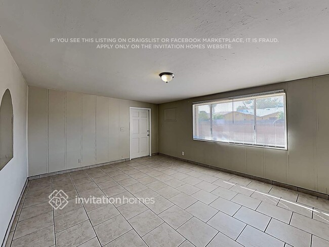Photo - 4147 W Flower St