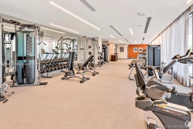 Building Photo - 5350 NW 84th Ave Unit 1514 Rental