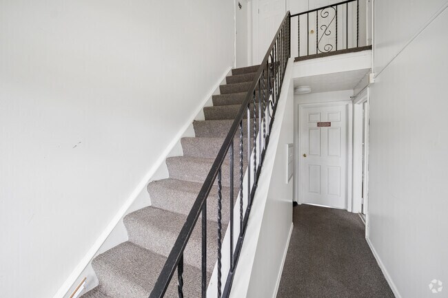 Bradford Manor Apartments