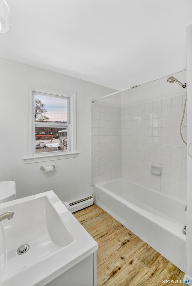 Photo - 56 N Main St Unit 4