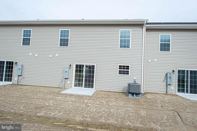 Photo - 242 Morgans Ct