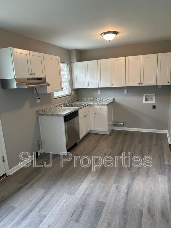 Photo - 1622 Greyling Dr
