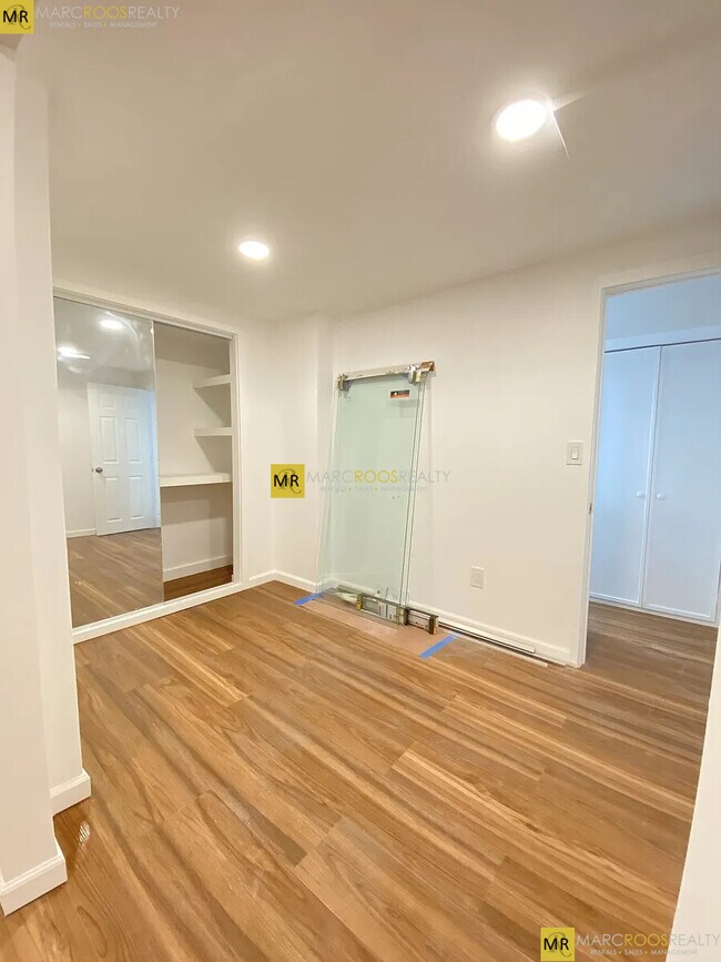Photo - 775 Parker St Unidad 1