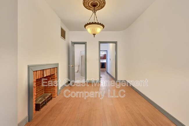 Photo - 1632 E Baltimore St Condominio Unidad 1