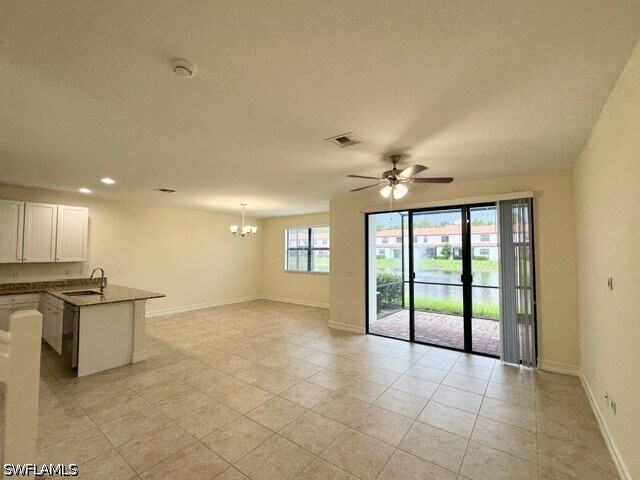 7792 Bristol Cir