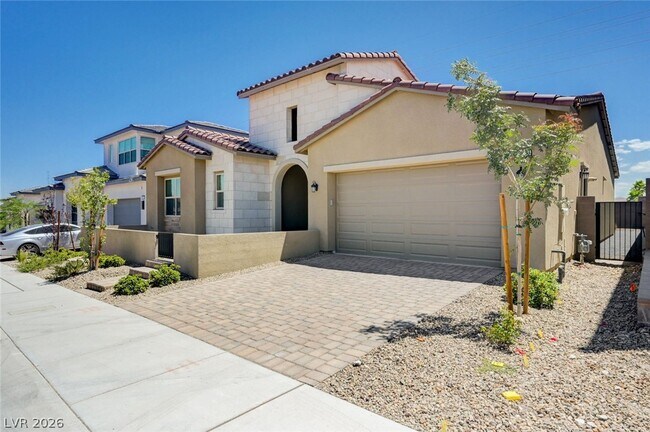 Photo - 11831 Giroma Ave