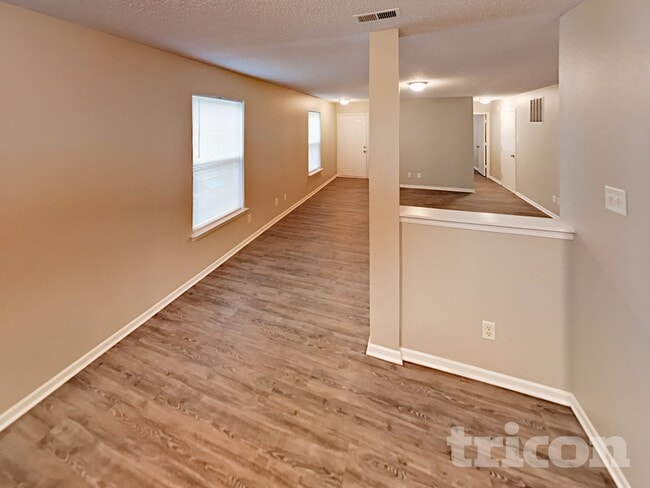 Photo - 1826 Blue Pine Ln