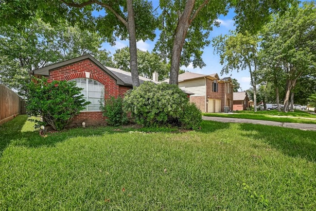 Photo - 17162 Summer Hollow Dr