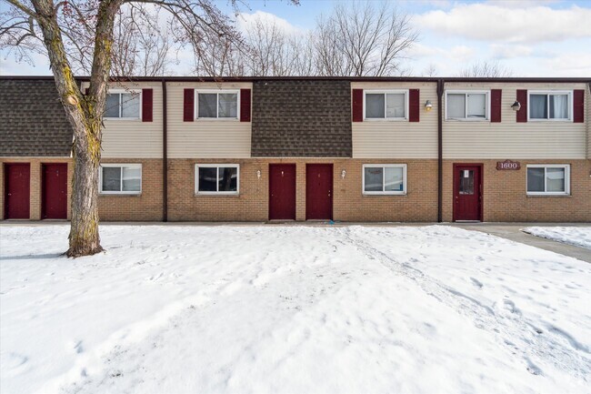 Building Photo - Heather Lane Townhomes