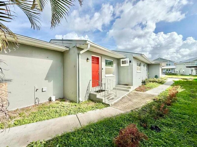 Photo - 1265 Pierce St