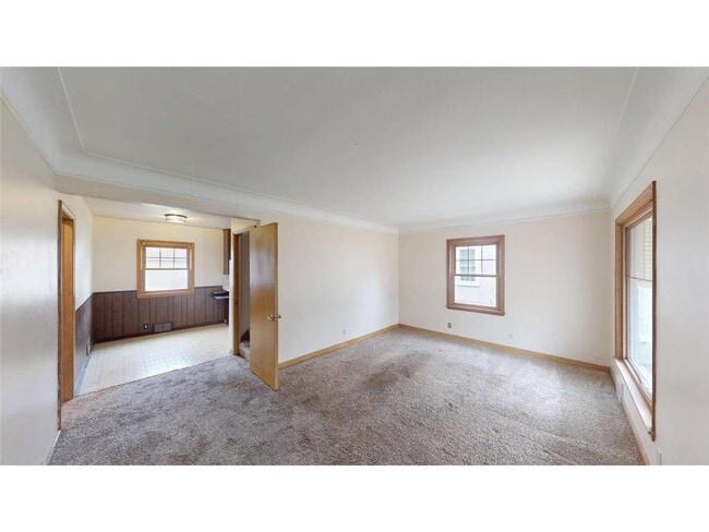 Photo - 2849 Jersey Ave S