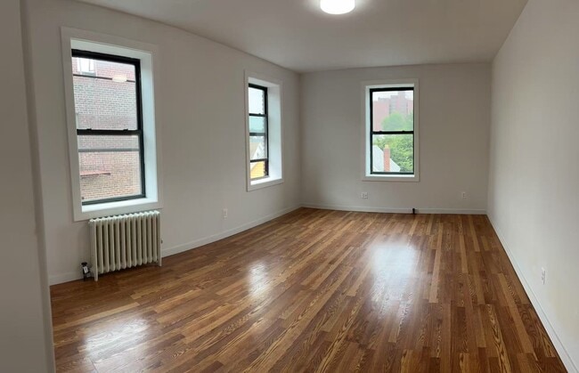 Photo - 6264 Saunders St Unit 4K