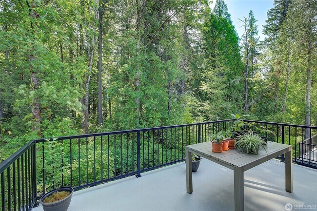 Photo - 4Bd/3.25Ba Issaquah House