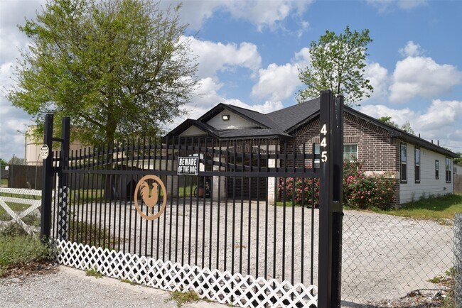 445 County Rd 5102J