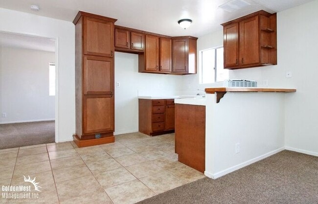 Building Photo - Gorgeous 1Bdm 1Ba Upstairs Unit in Oceanside Rental