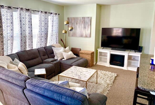 Photo - 99 Steiner Ave Unit 8