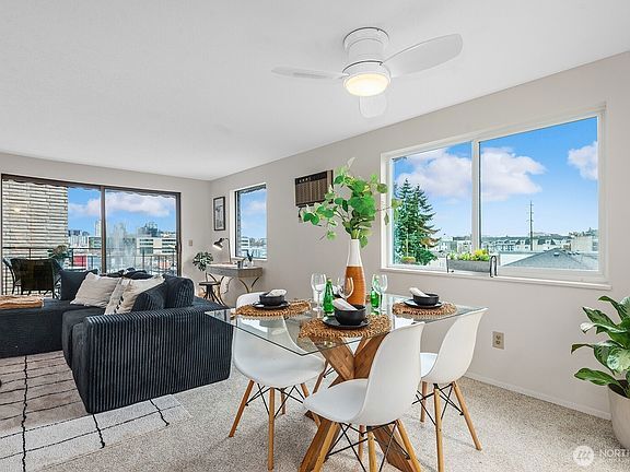 Photo - 610 Aloha St Unit 12