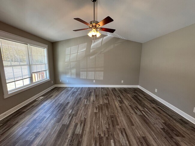 Photo - 310 N Varnell Rd Unidad Apt. C